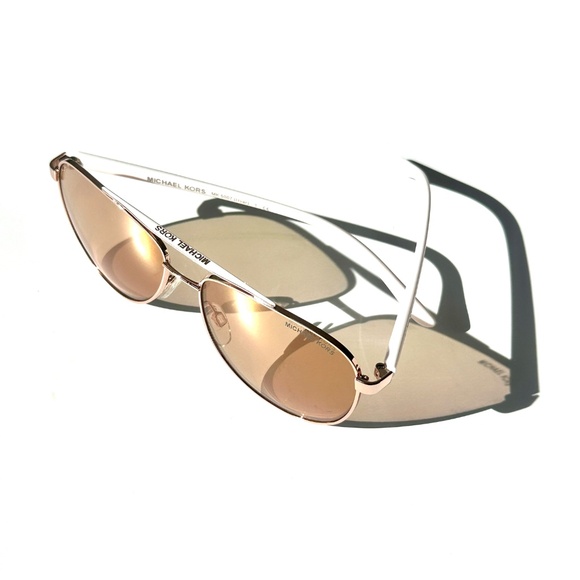 Michael Kors Women\'s MK-5007 Hvar Aviator Sunglasses | White | Rose Gold main image 7